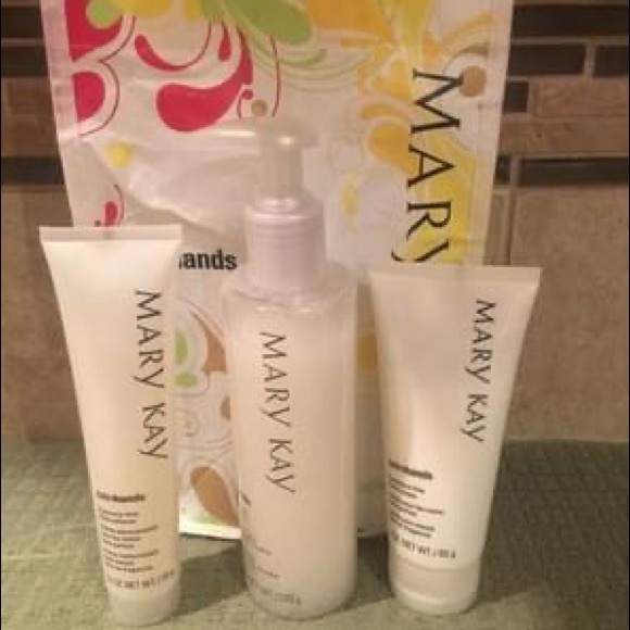 Satin Hand Set - Mary Kay - Picture 1 of 1